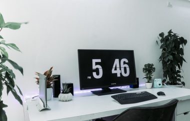 black-flat-screen-computer-monitor-and-black-computer-2565919